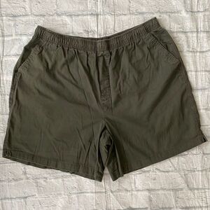 Basic Editions men XL pullon chino flat front shorts w/elastic drawstring waist